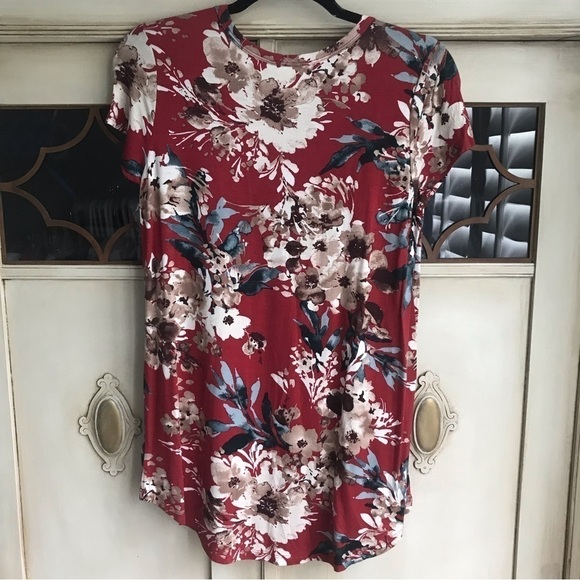 NWT Floral Boutique Top - Picture 4 of 5